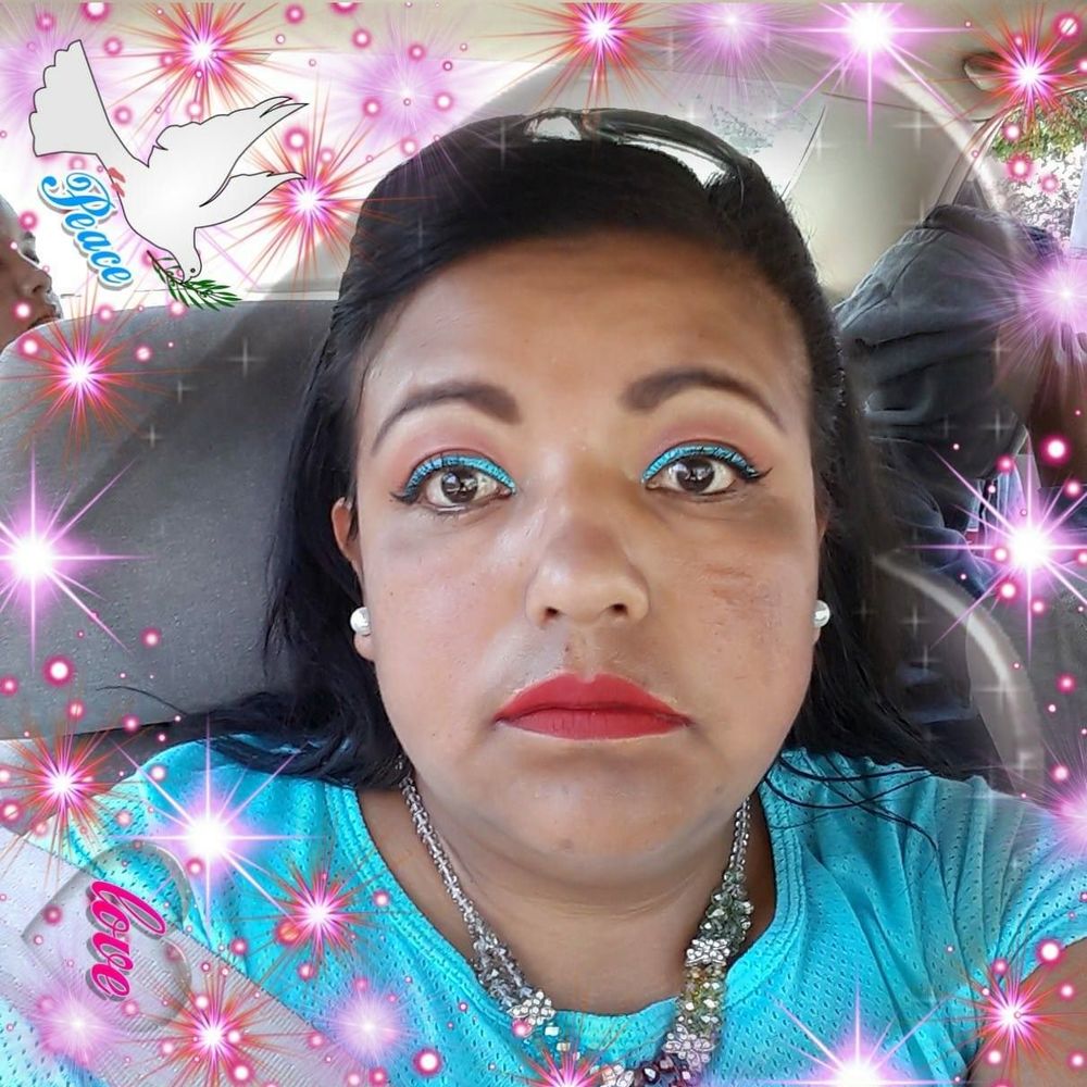 Meet your Posher, Maria consuelo
